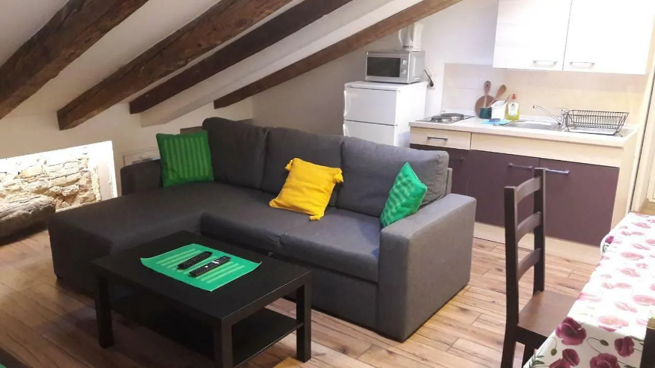 Lukadora Apartment Pula