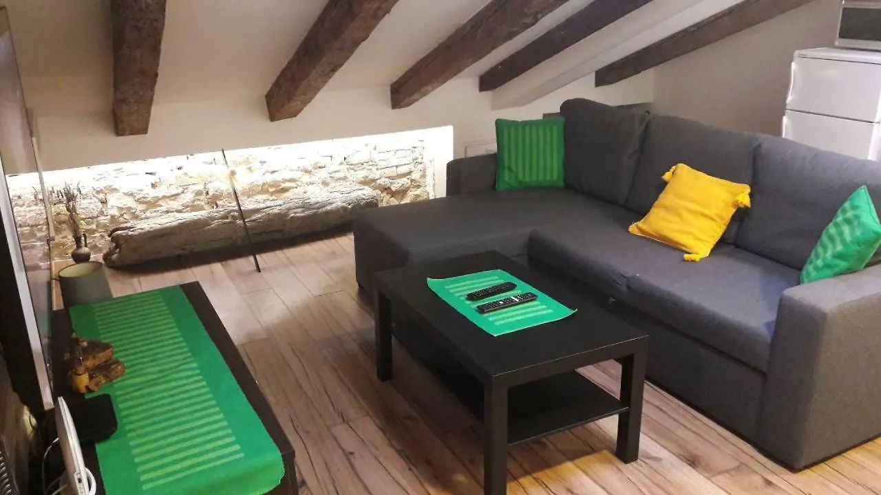 Lukadora Apartment Pula 0*,