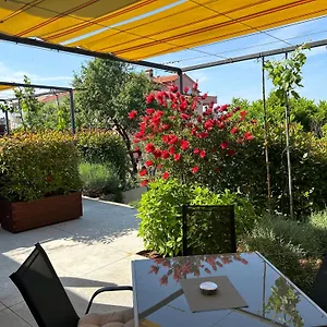  Apartment Pretty Little Thing Called Teranino