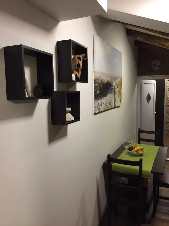 Lukadora Apartment Pula Croatia