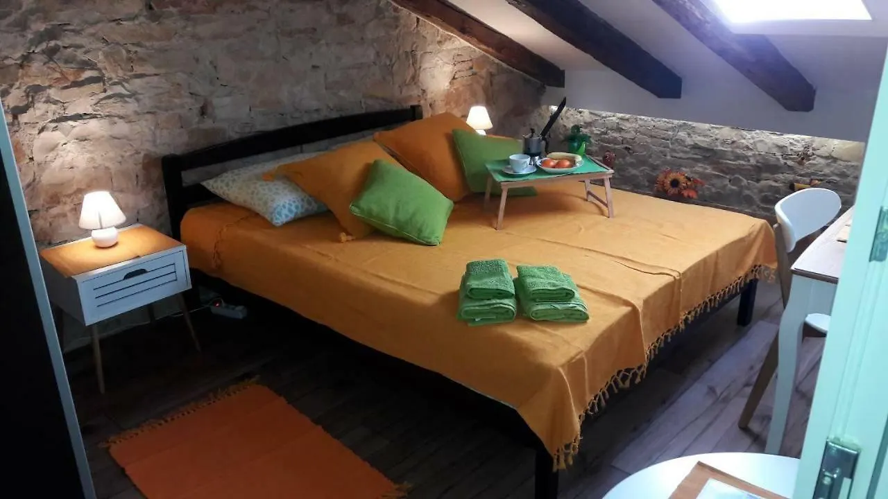 Lukadora Apartment Pula